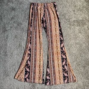 Windsor Boho Bell Bottoms Stretch Pants size large Mandela geometric pattern